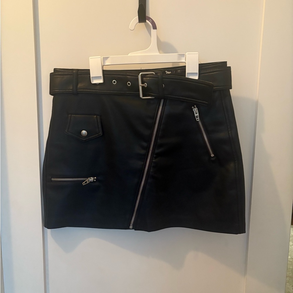 Blank NYC Black Mini Skirt with Zipper Accents